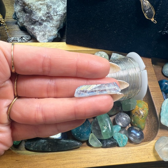 Calming crystal vibes set & blue bar necklace bundle